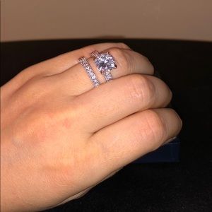 BEAUTIFUL STERLING SILVER RINGS WITH DIAMOND